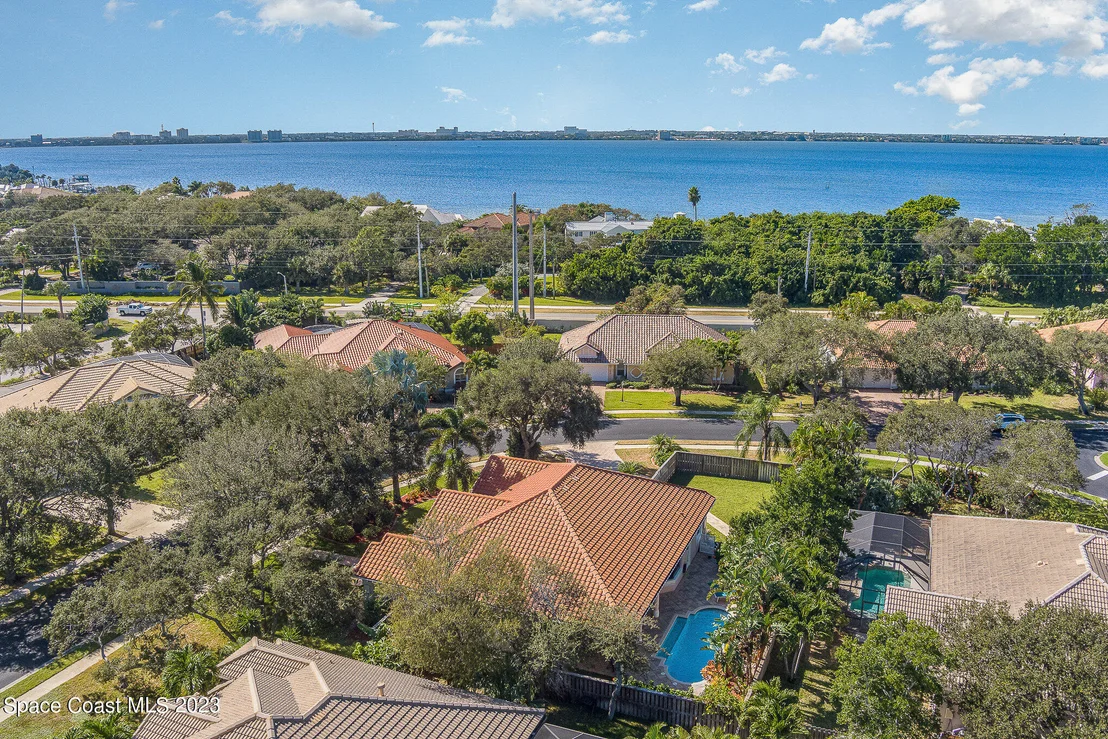 Photo of 426 Southampton Drive