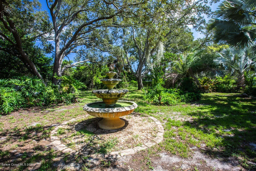 Photo of 323 Darrow Court