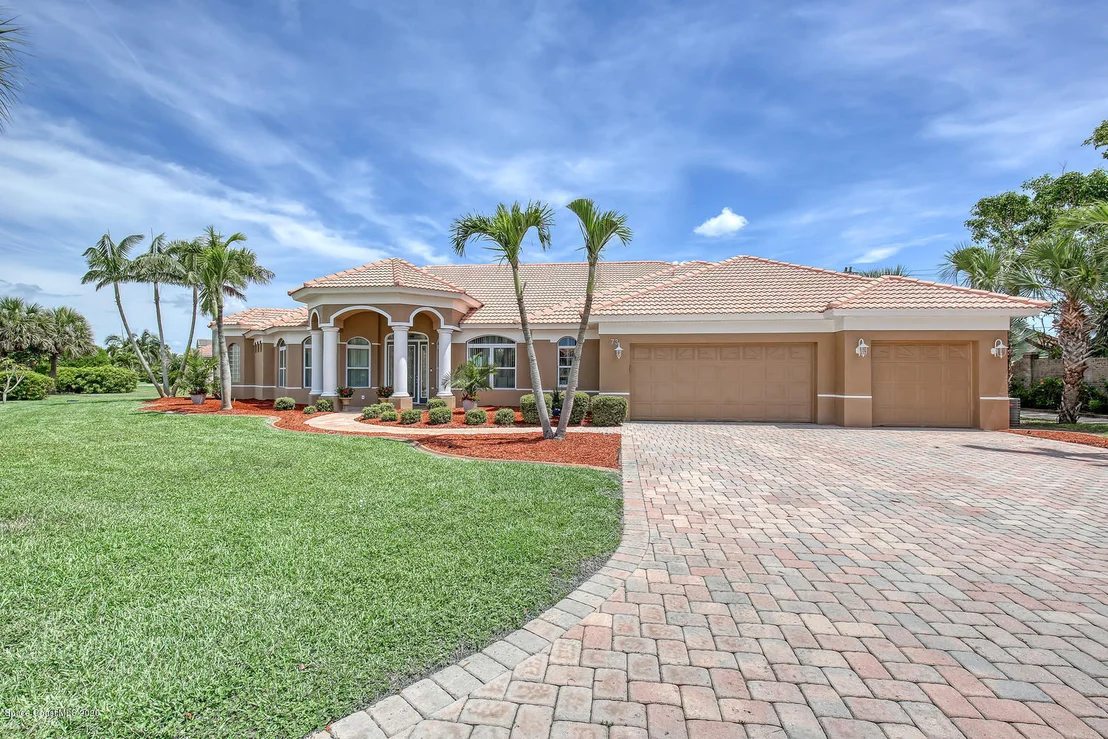 Photo of 73 River Falls Drive