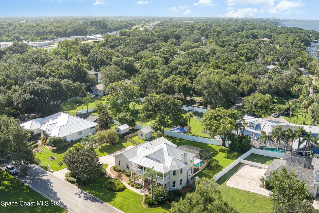Photo of 1479 Rockledge Drive