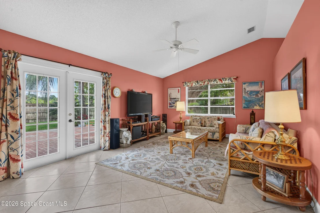 Photo of 621 Seven Gables Circle SE