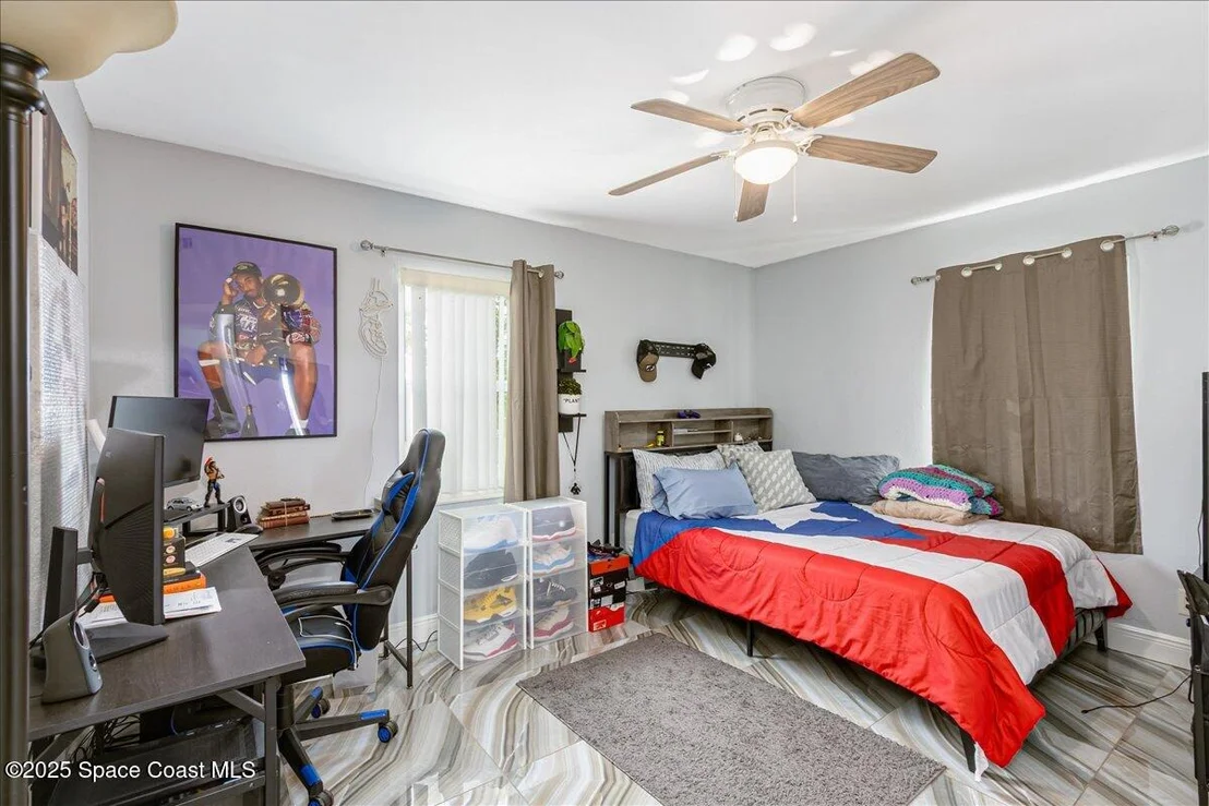 Photo of 955 Bartlett Lane