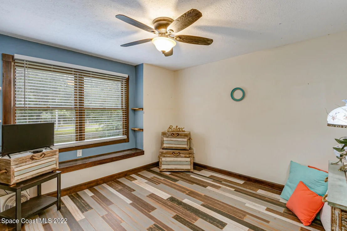 Photo of 2179 Turpentine Road
