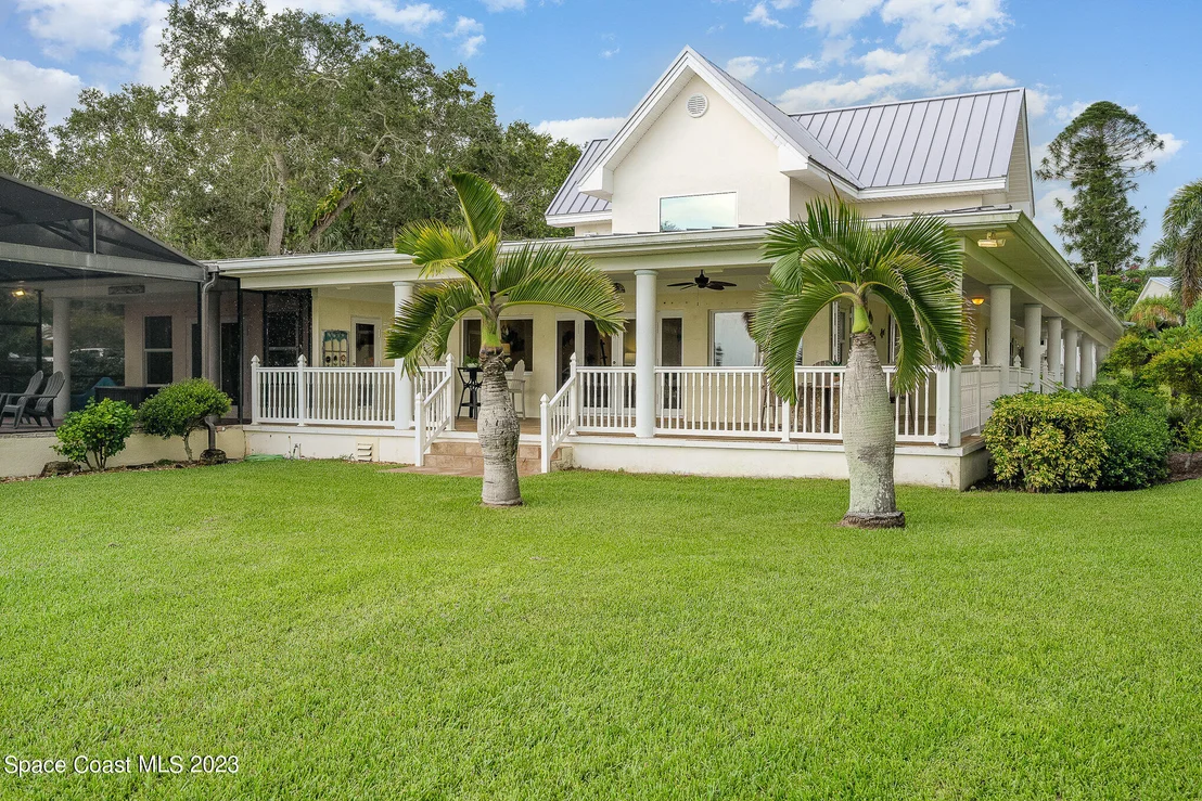 Photo of 1321 Pineapple Avenue