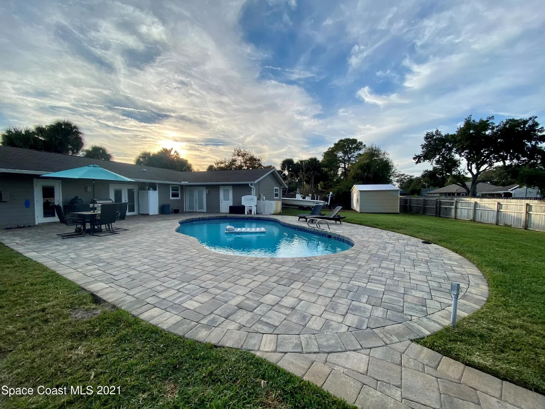 Photo of 629 Dundee Circle