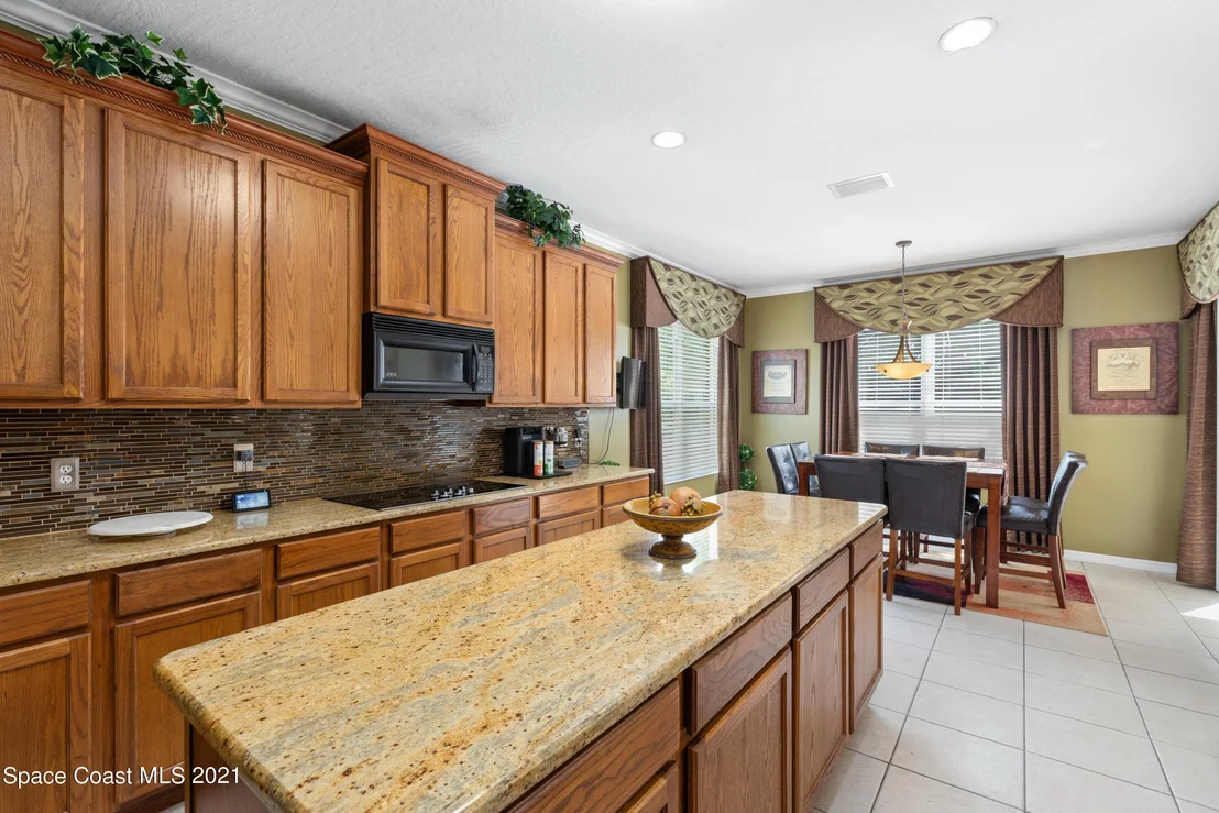 Photo of 3416 Peninsula Circle