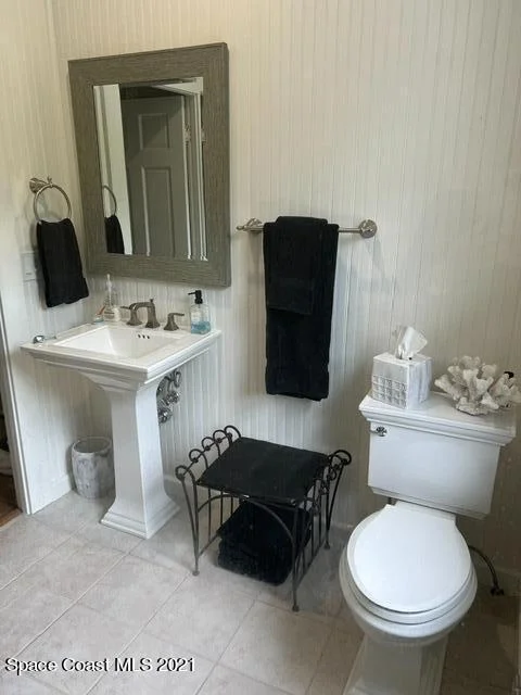 Photo of 40 Barton Avenue