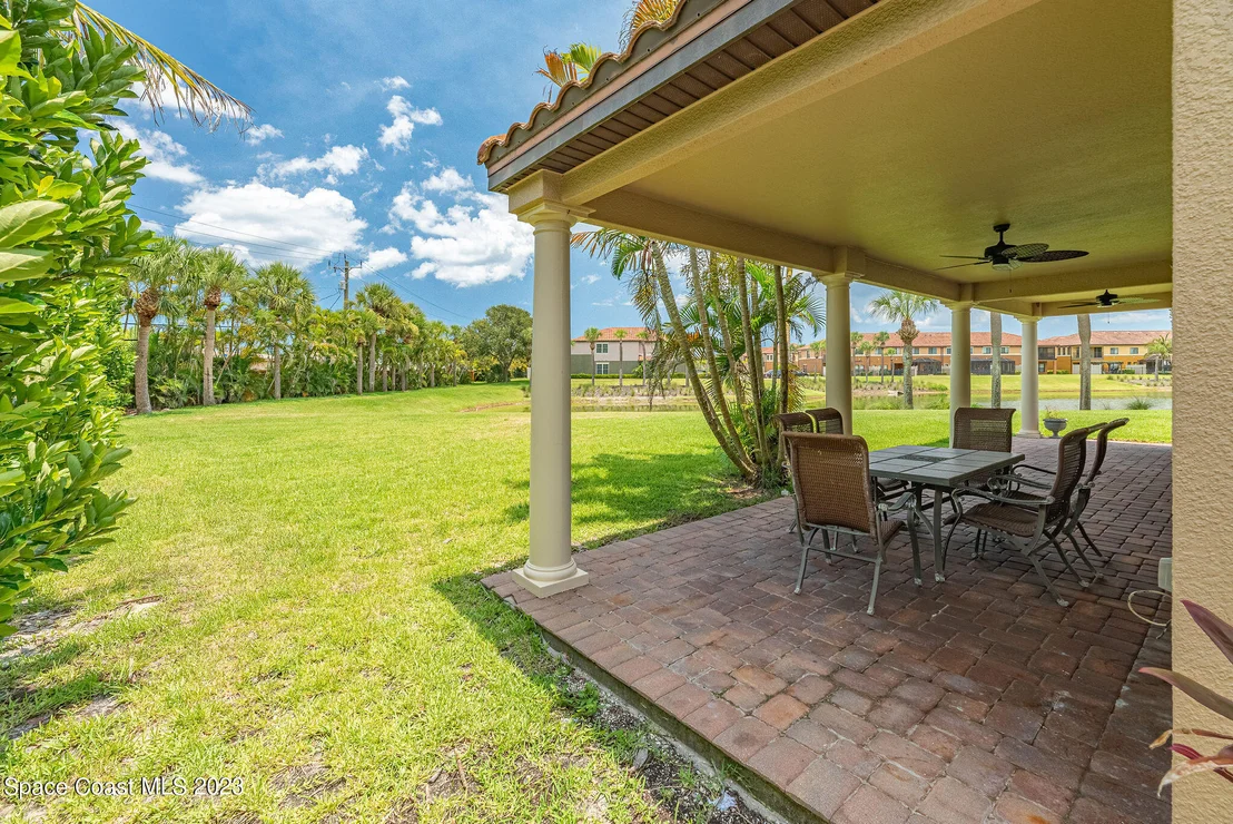 Photo of 609 Monterey Drive