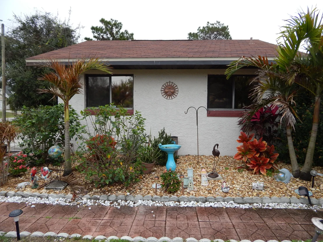 Photo of 7058 Bayfront Road