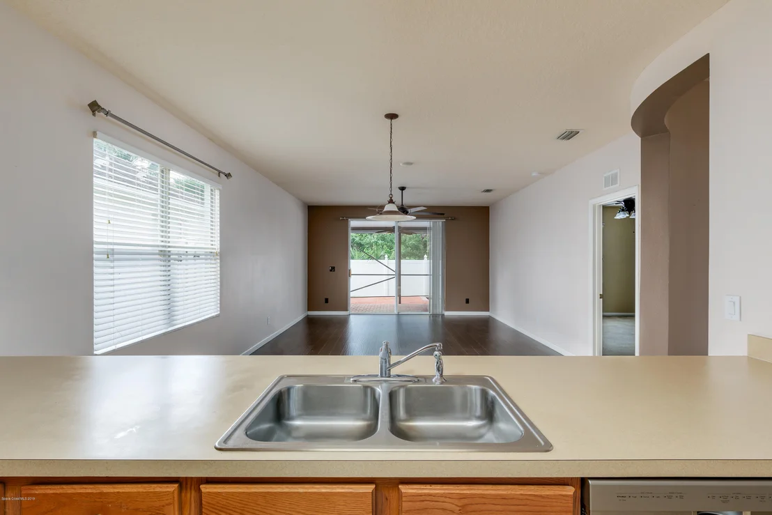 Photo of 492 Cressa Circle