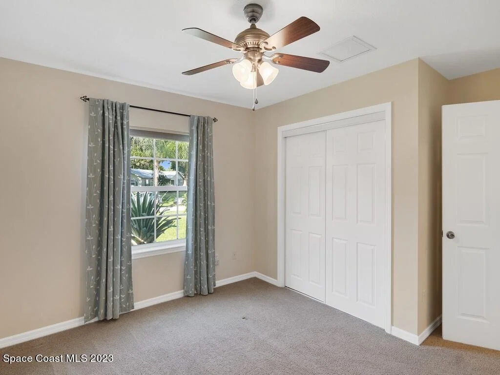 Photo of 682 Vocelle Avenue