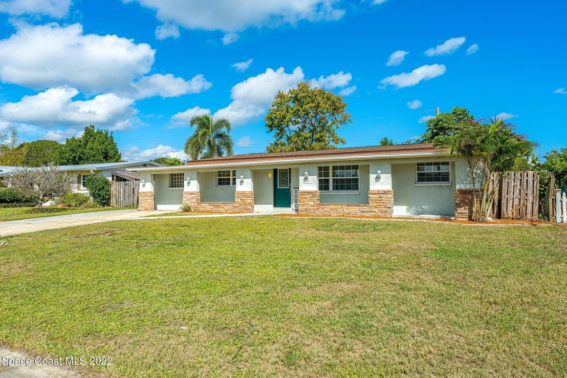 Photo of 2558 Sadler Lane