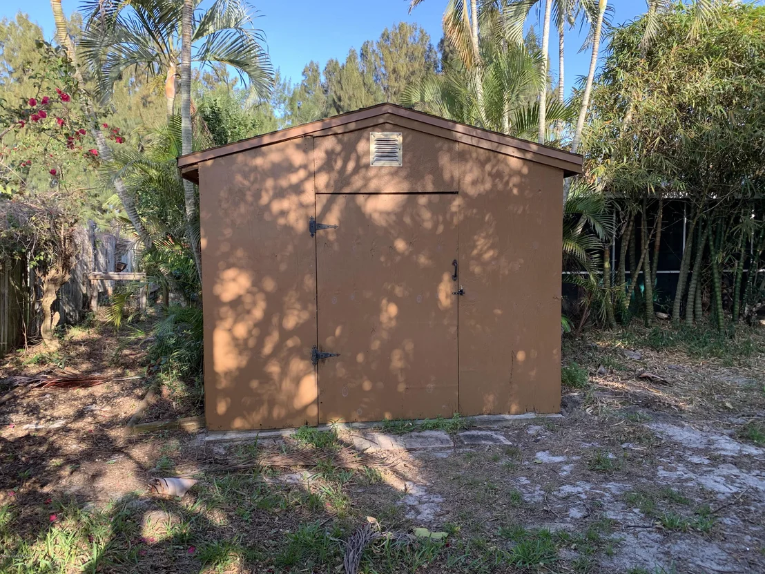 Photo of 1266 NE Cabot Drive NE