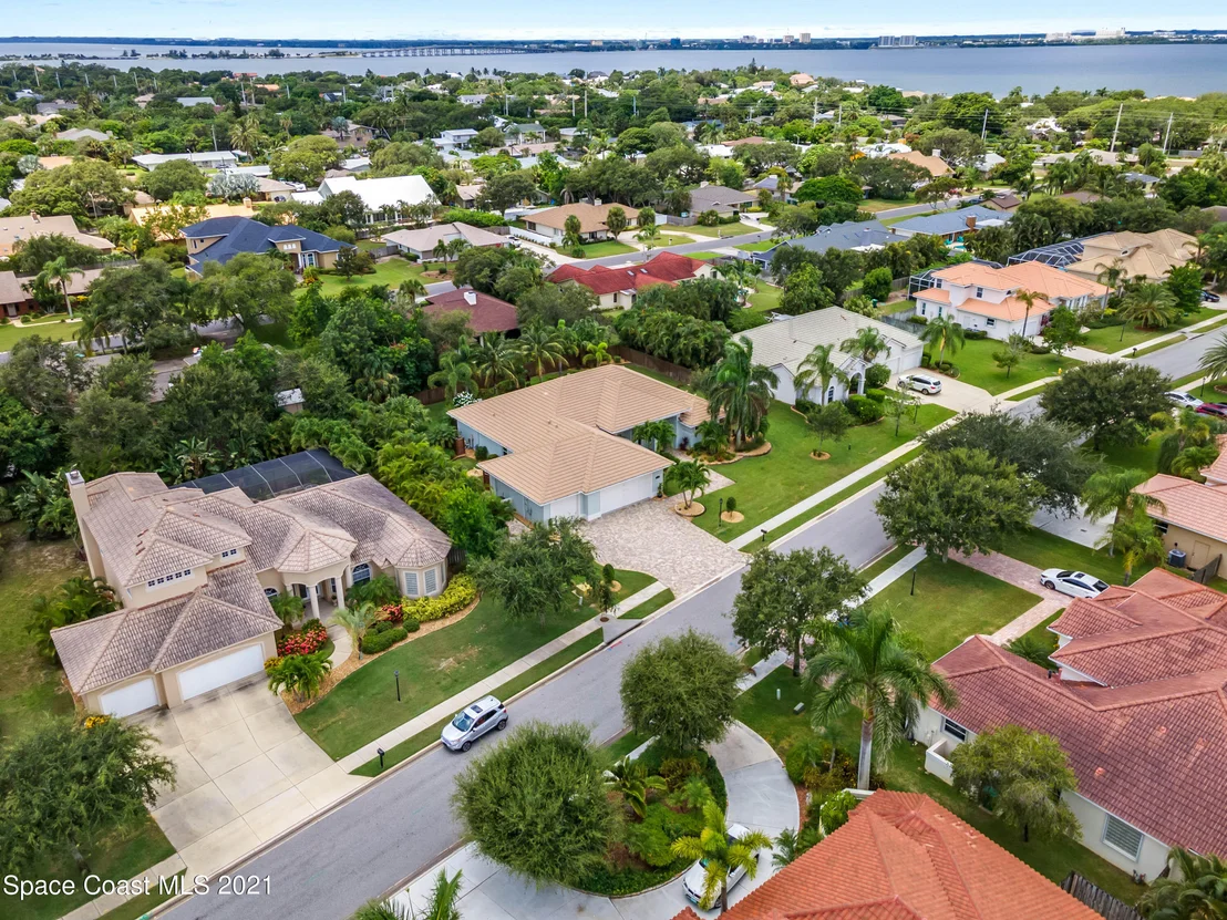 Photo of 357 Southampton Drive