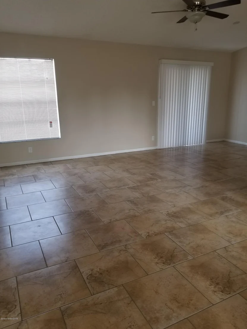 Photo of 824 Gardener Road