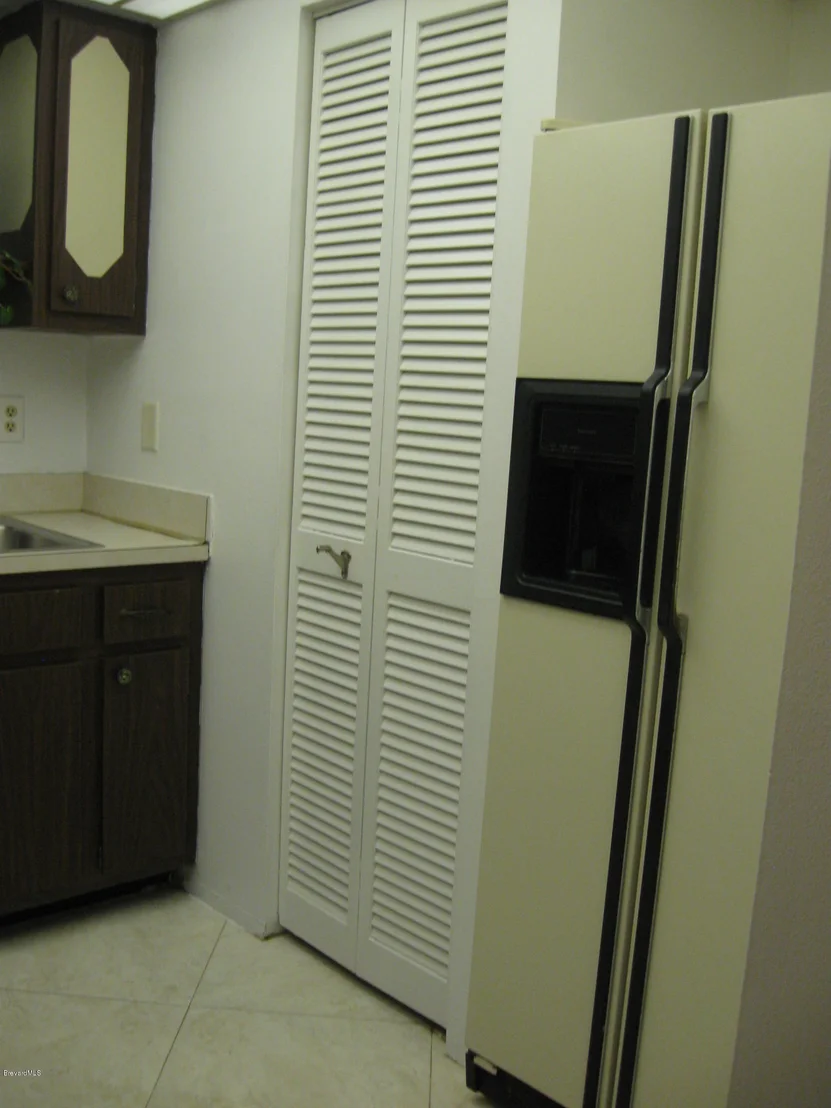 Photo of Unit 5E at 2475 Eagle Drive