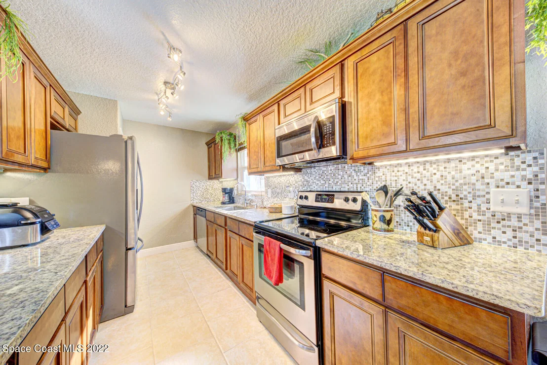 Photo of 4185 Milwaukee Avenue