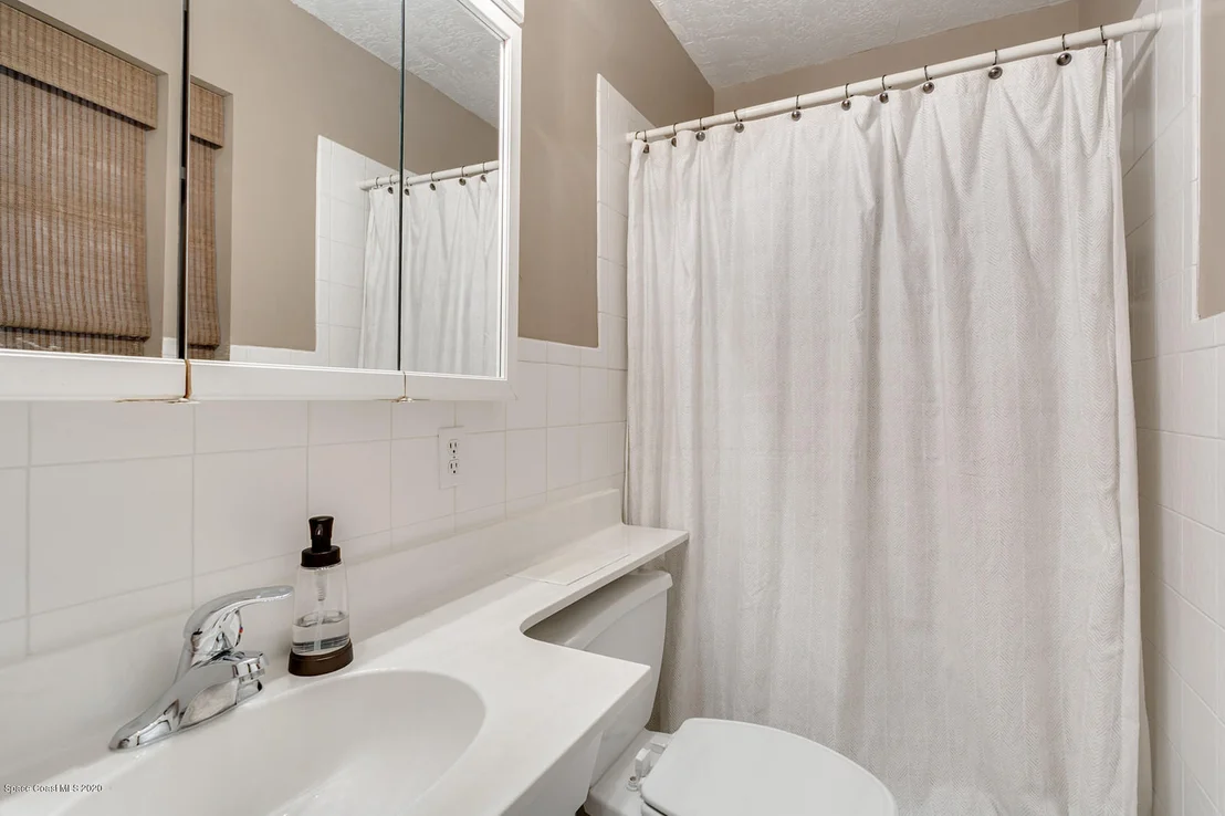Photo of 1221 Rivermont Drive