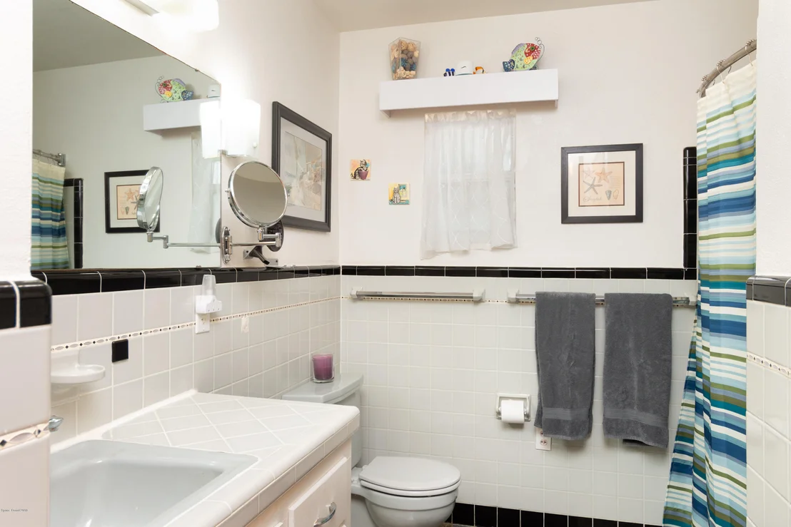 Photo of 1825 Rockledge Drive