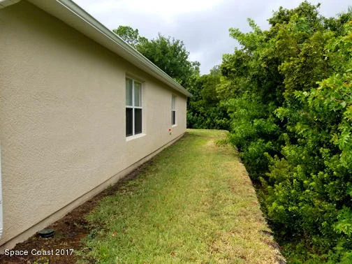 Photo of 993 Riviera Point Drive