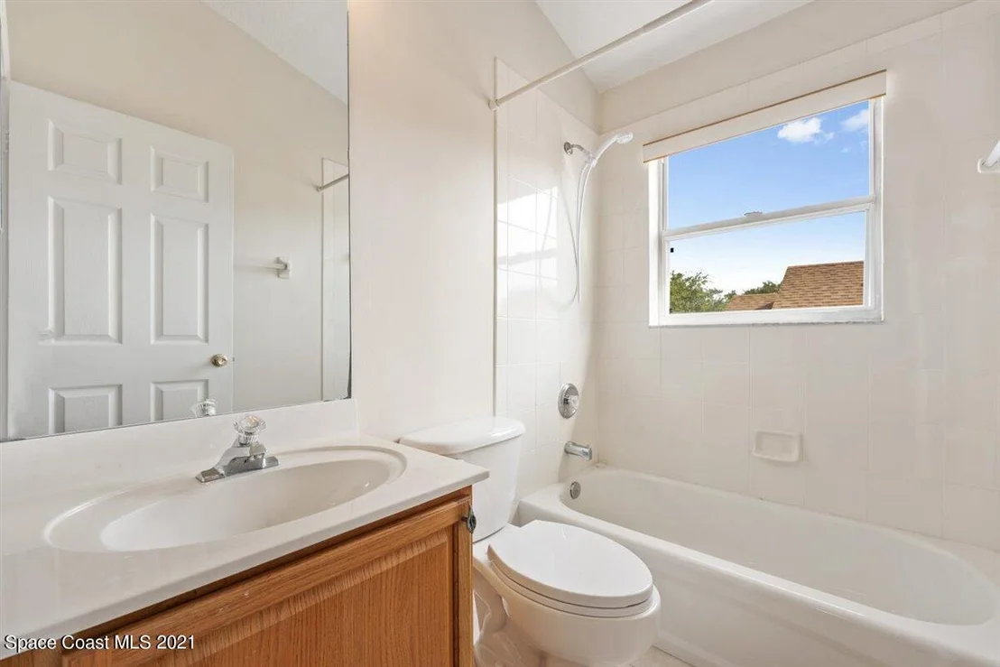 Photo of 1090 Olde Bailey Lane