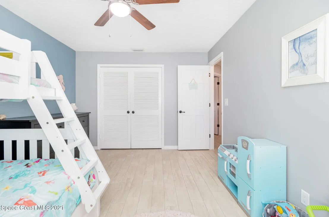 Photo of 548 Sawgrass Circle