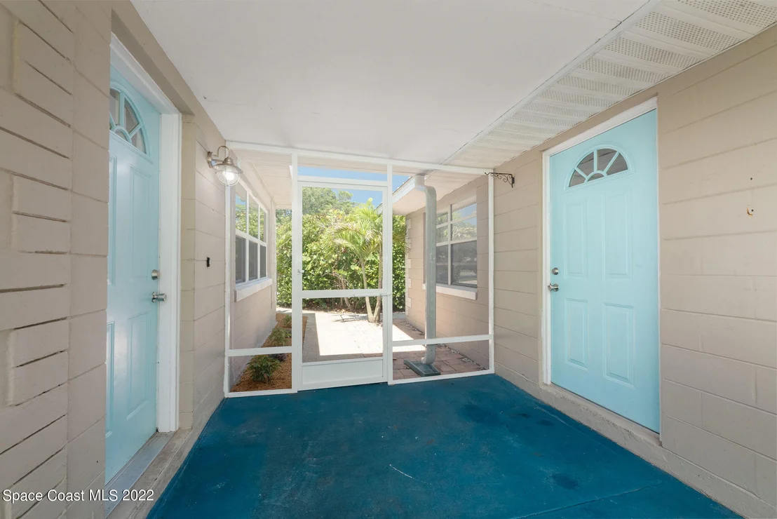 Photo of 323 Tulip Lane