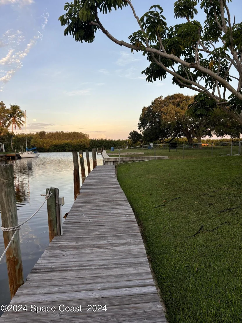 Photo of 492 Dempsey Drive