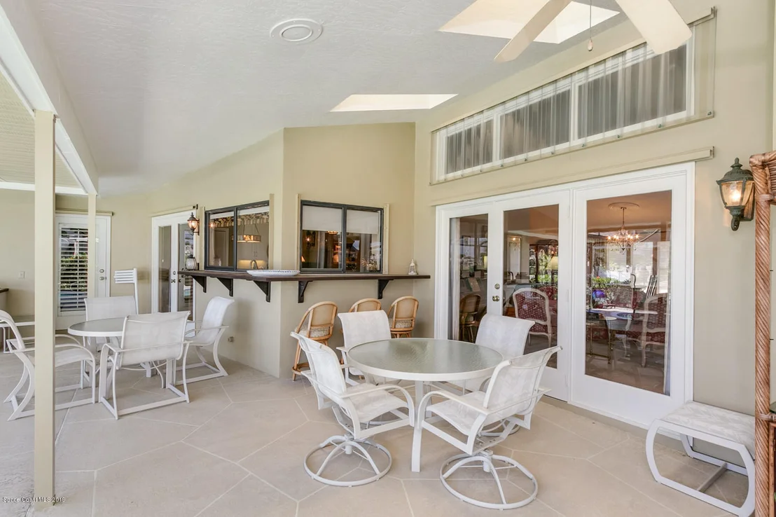 Photo of 610 Rossmoor Circle