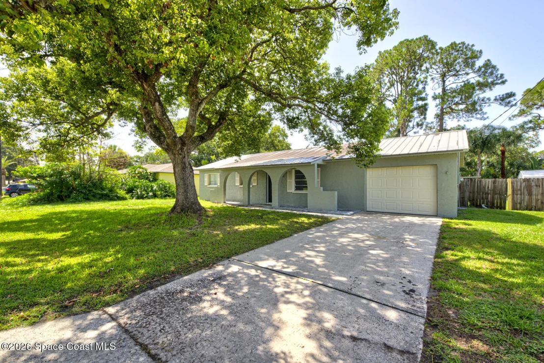 Photo of 5433 Bridge Road