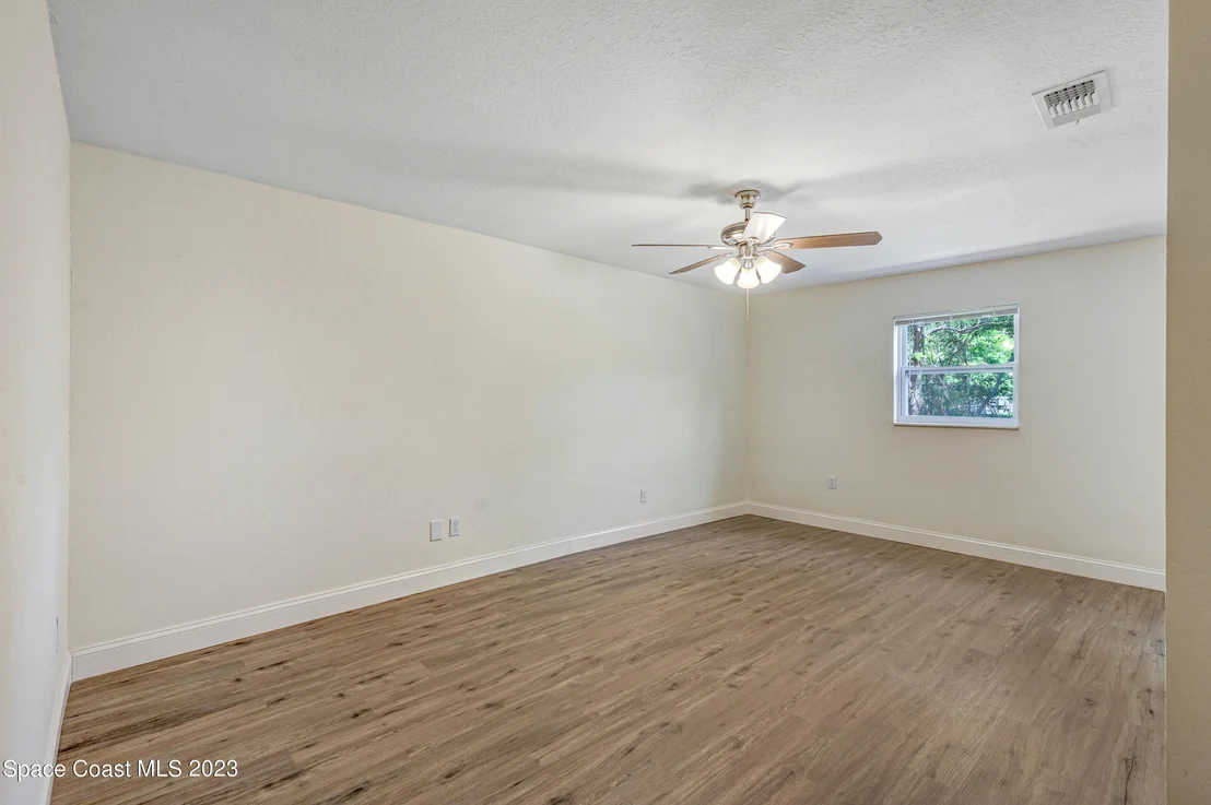 Photo of 5720 Travis Street