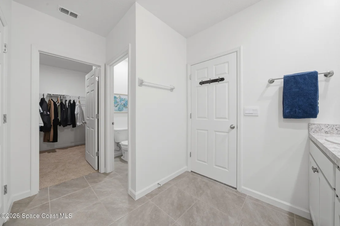 Photo of 6784 Topaz Drive
