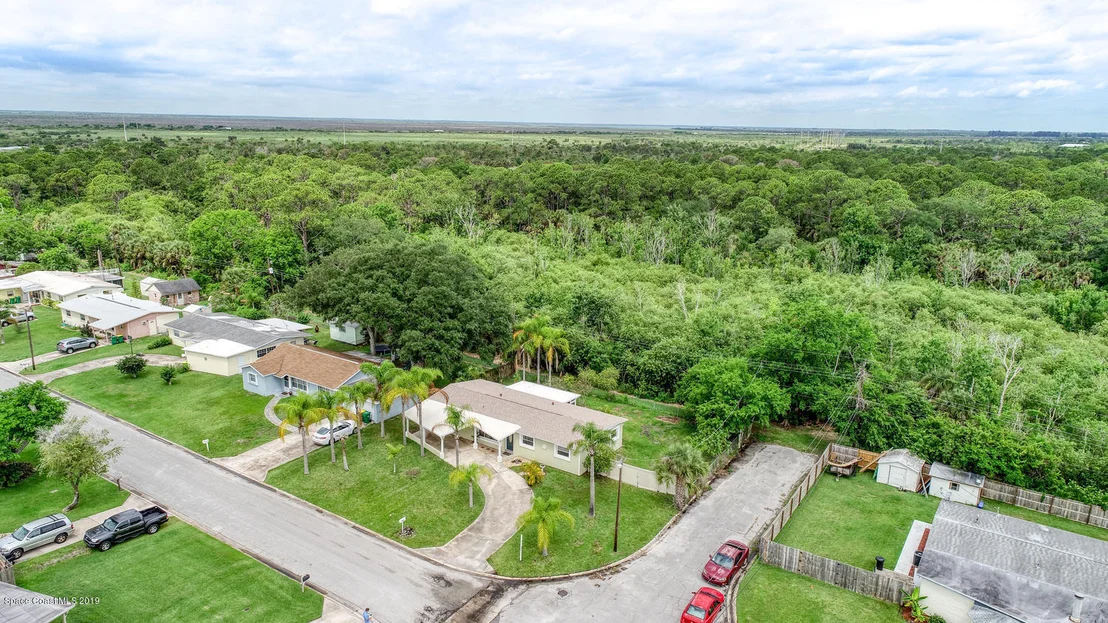 Photo of 2821 Shepard Drive