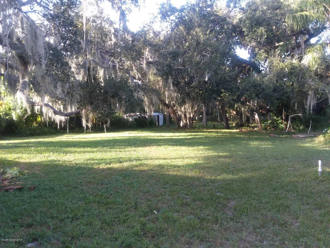 Photo of 724 Central Boulevard