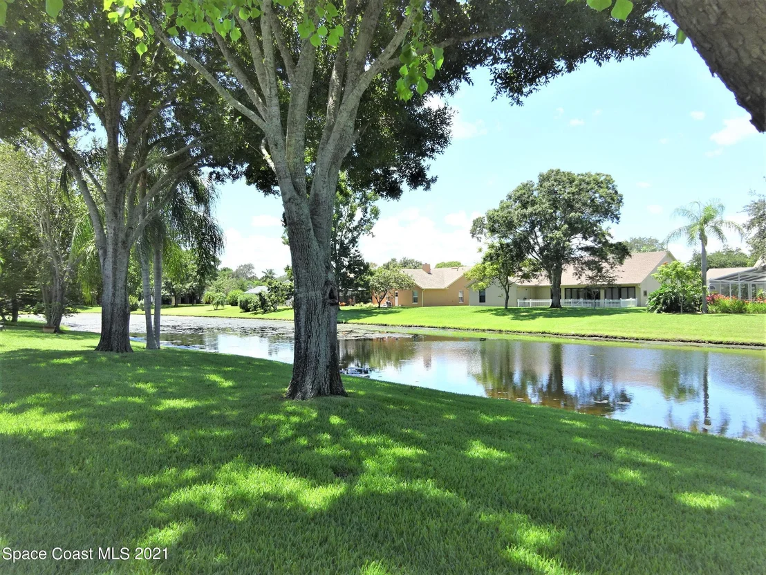 Photo of 941 Pelican Lane