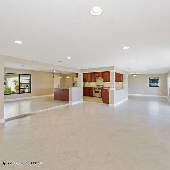 Photo of 425 Penguin Drive