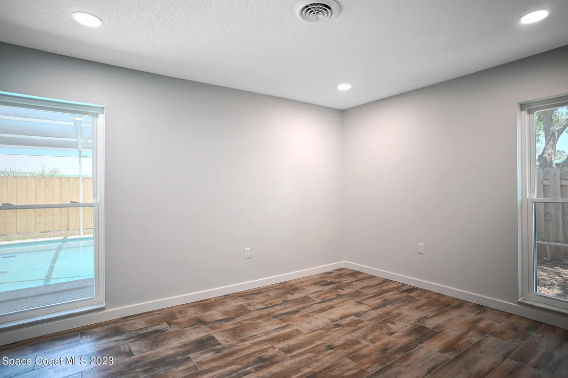 Photo of 440 Coconut Drive