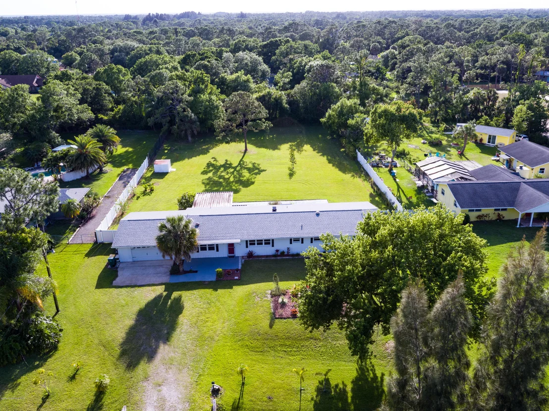 Photo of 2760 Lakehill Road