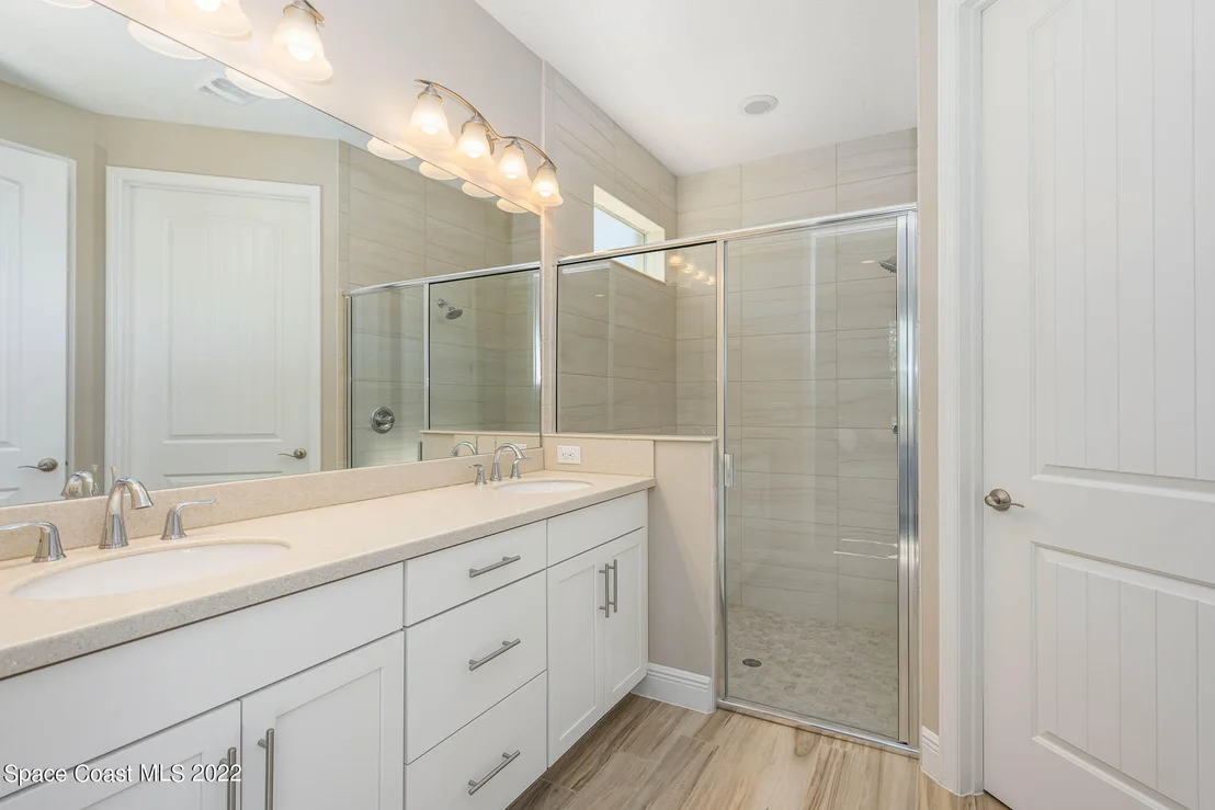 Photo of 7635 Wyndham Drive