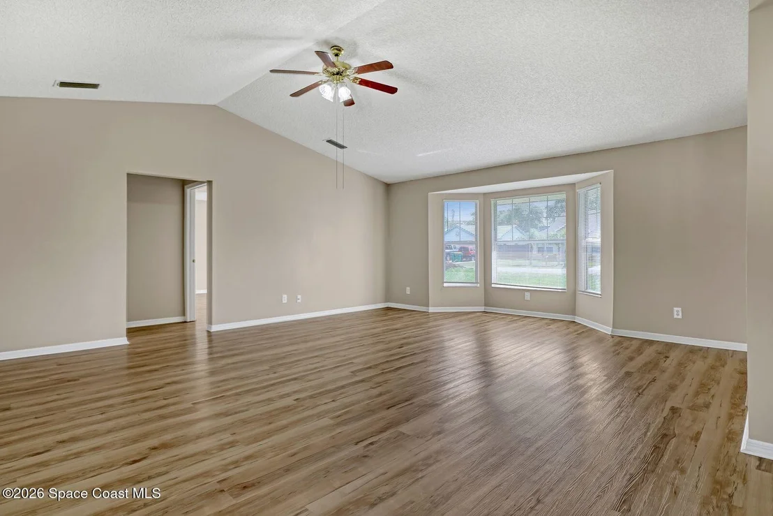 Photo of 6780 Bermuda Avenue