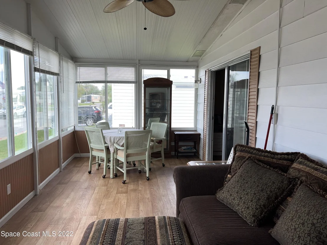 Photo of 562 Jennifer Circle