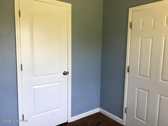 Photo of 2546 Coconut Drive