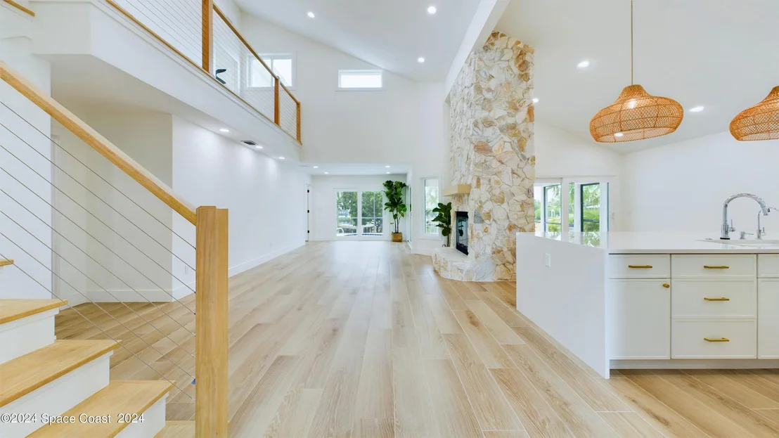 Photo of 396 Riverview Lane