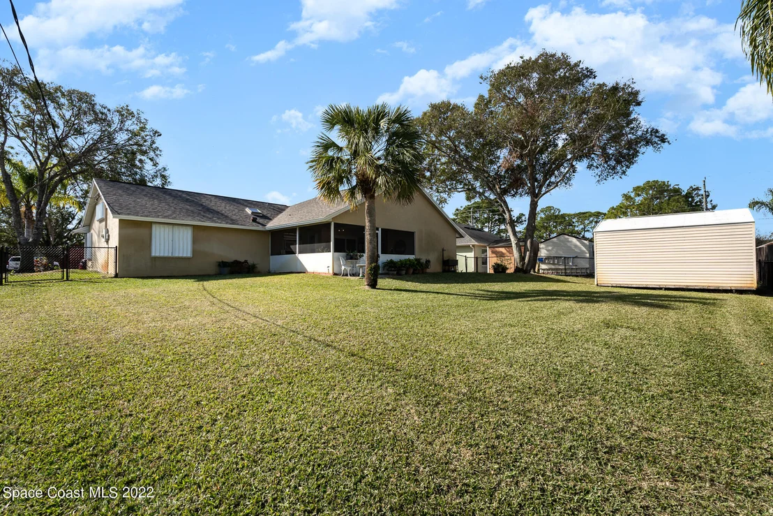 Photo of 5280 Devon Street