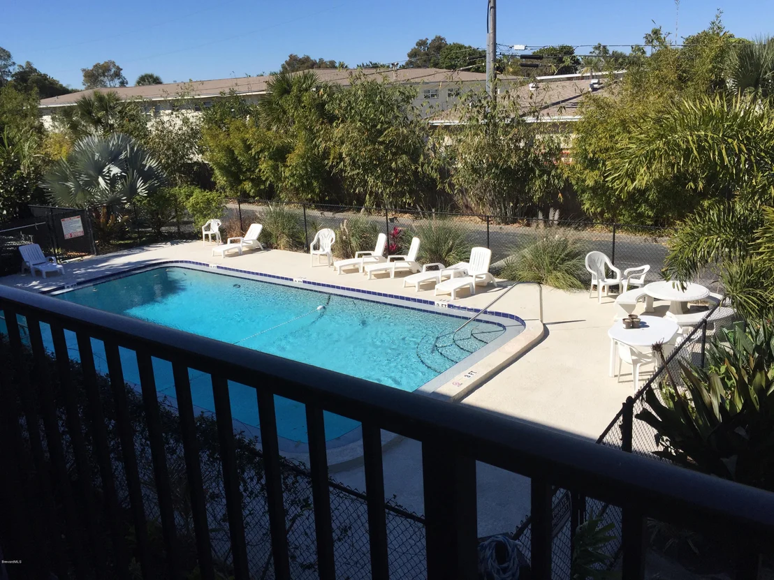 Photo of Unit 4 at 1020 Pine Tree Drive