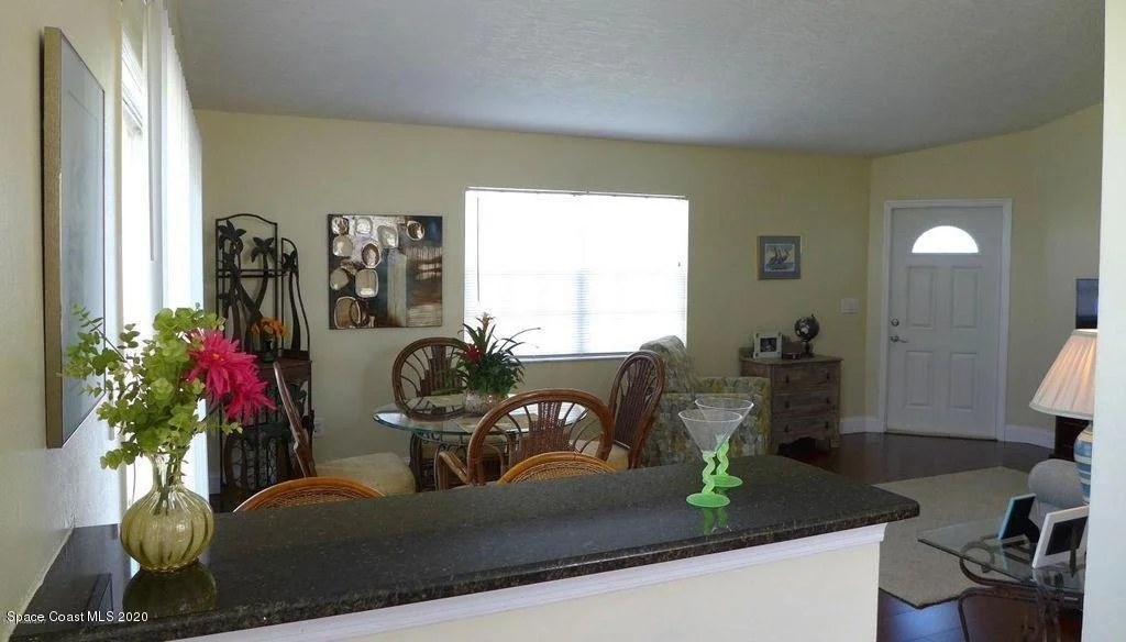 Photo of 1906 Elderberry Court NE