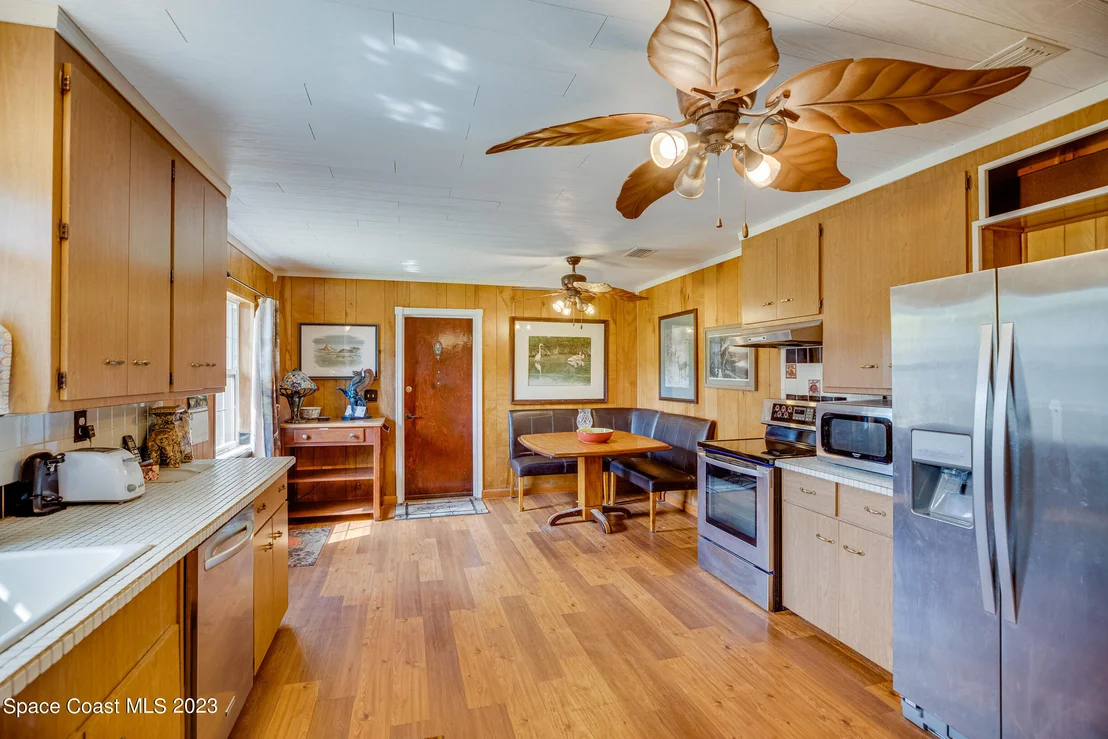 Photo of 385 Hall Road