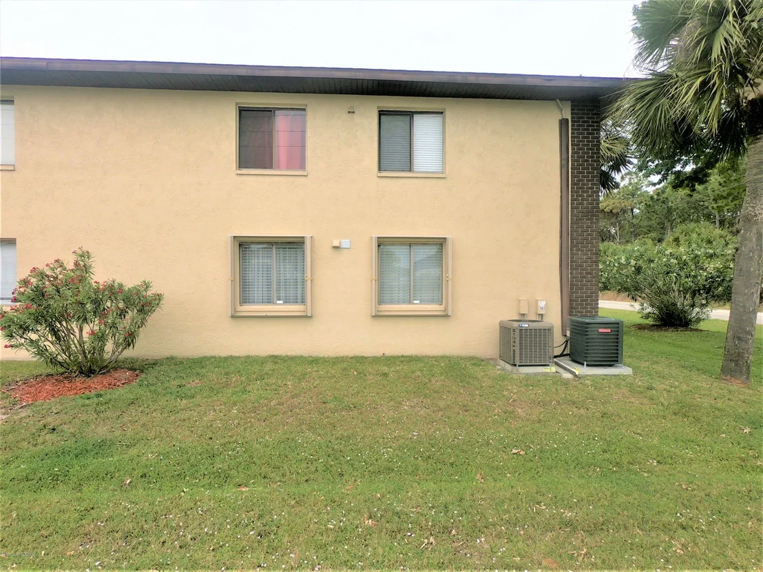 Photo of Unit 101 at 3213 N Murrell Road