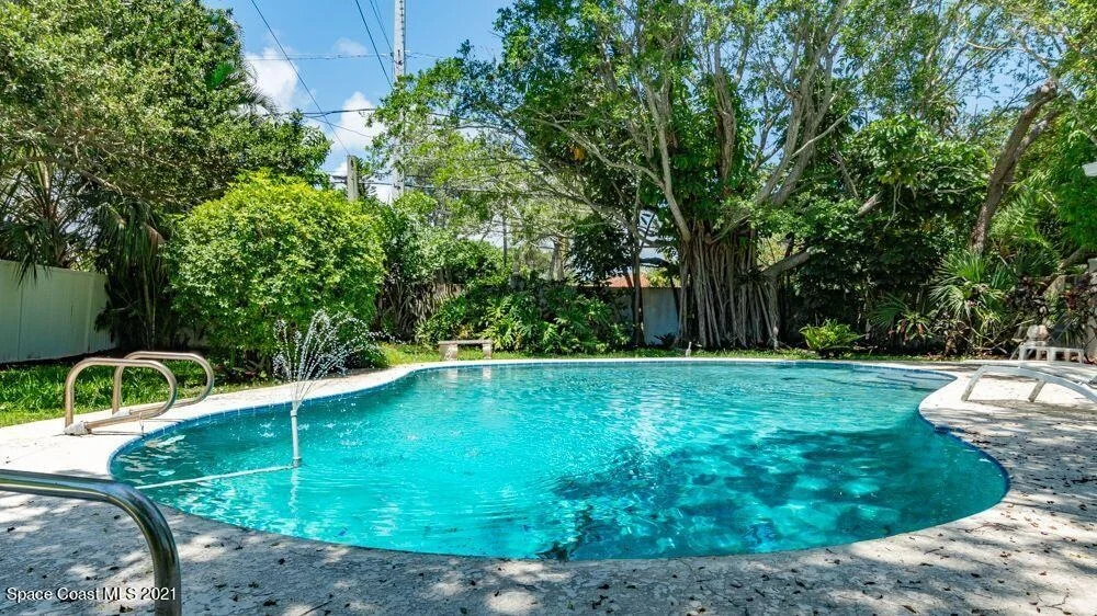 Photo of 251 Orlando Boulevard
