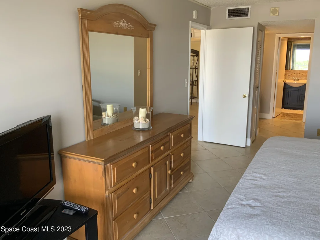 Photo of Unit 708 at 877 N Highway A1a